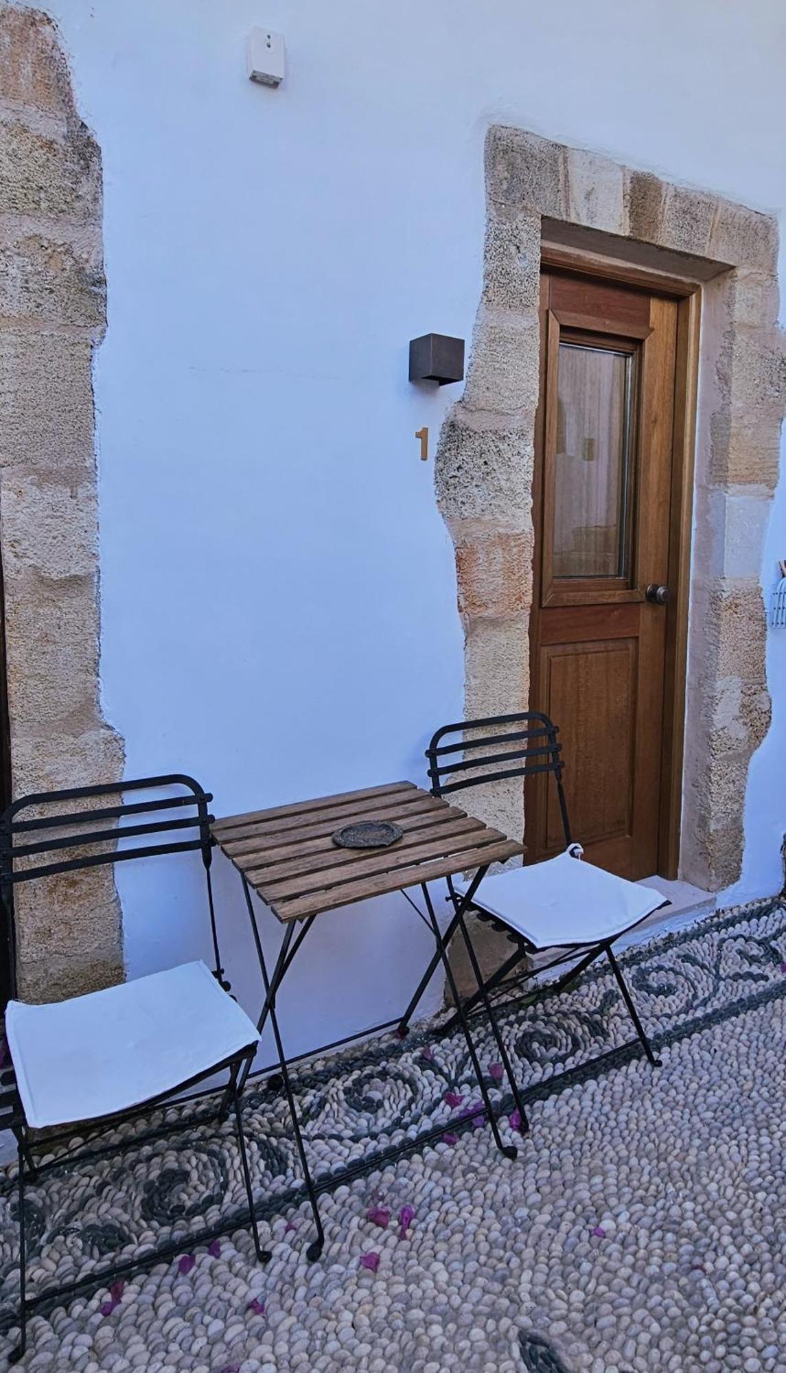 Villa Aphrodite Lindos Suites Exteriör bild